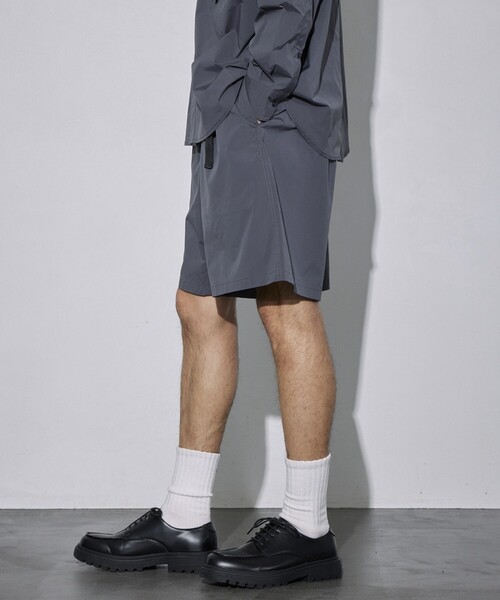 Firsthand（ファーストハンド）の「Firsthand/ファーストハンド REポリエステル ユーティリティ ショーツ（その他パンツ・メンズ・ブラック/チャコールグレー・M/L）」の16枚目の写真