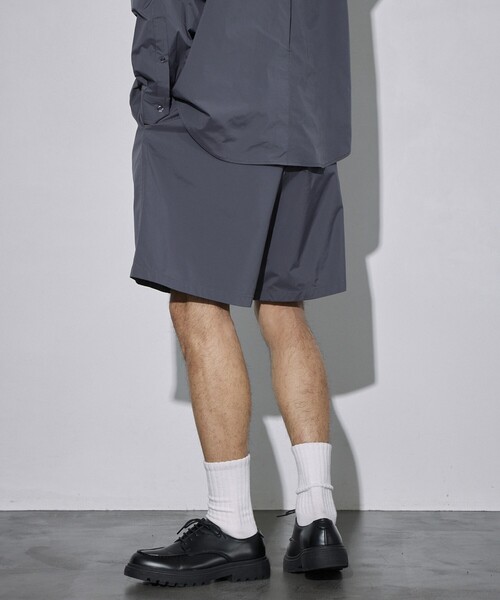 Firsthand（ファーストハンド）の「Firsthand/ファーストハンド REポリエステル ユーティリティ ショーツ（その他パンツ・メンズ・ブラック/チャコールグレー・M/L）」の17枚目の写真