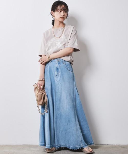 CHIC STYLE(シックスタイル)の「<大きいサイズ>綿100%ロゴプリントTシャツ シックスタイル(Tシャツ/カットソー・レディース・ベージュ/ブラック/オフホワイト・5L/4L/3L/LL/L)」の15枚目の写真