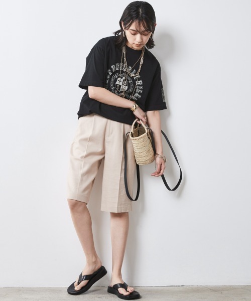 CHIC STYLE(シックスタイル)の「<大きいサイズ>綿100%ロゴプリントTシャツ シックスタイル(Tシャツ/カットソー・レディース・ベージュ/ブラック/オフホワイト・5L/4L/3L/LL/L)」の5枚目の写真