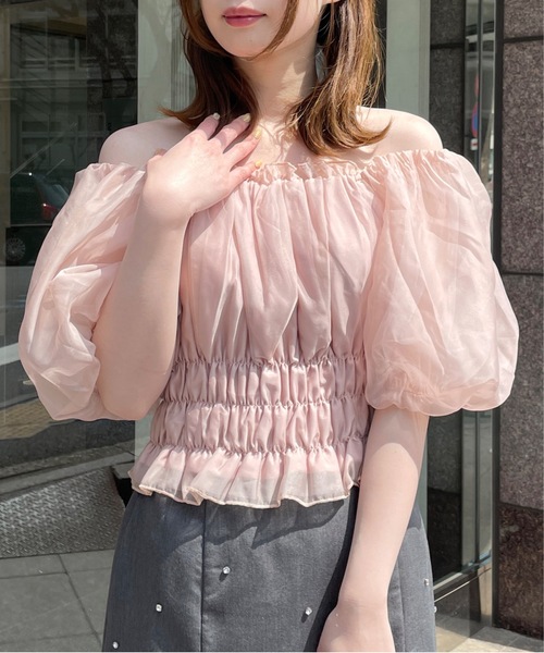 one way（ワンウェイ）の「シャーリングオフショルリボンブラウス（シャツ/ブラウス・レディース・ホワイト系その他/ピンク/ホワイト/ブルー/グレー・FREE）」の5枚目の写真