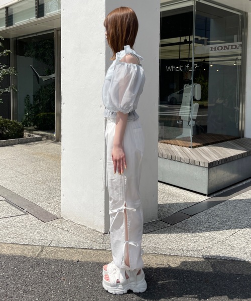 one way（ワンウェイ）の「シャーリングオフショルリボンブラウス（シャツ/ブラウス・レディース・ホワイト系その他/ピンク/ホワイト/ブルー/グレー・FREE）」の19枚目の写真