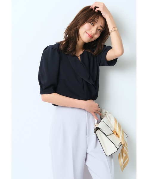 JUSGLITTY（ジャスグリッティー）の「レイヤーラッフルフロントバー