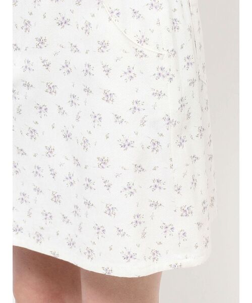 CALNAMUR（カルナムール）の「フラワーストレートスカート（スカート・レディース・ホワイト/ブルー・SMALL/MEDIUM）」の19枚目の写真