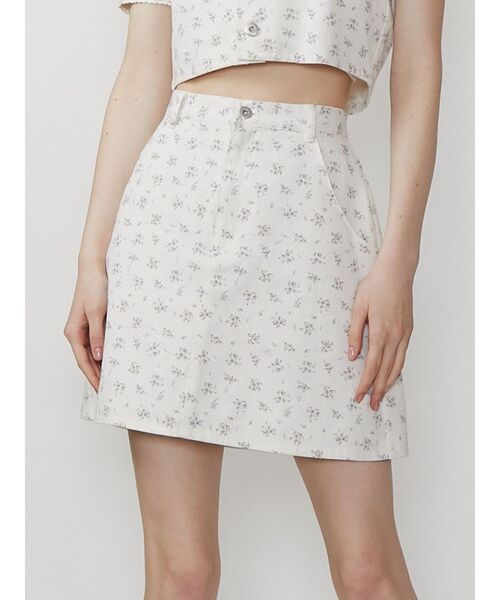 CALNAMUR（カルナムール）の「フラワーストレートスカート（スカート・レディース・ホワイト/ブルー・SMALL/MEDIUM）」の3枚目の写真