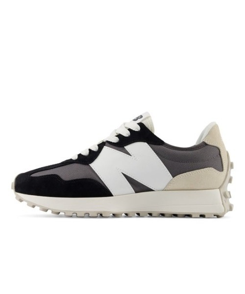 New balance U327FE ニューバランス 新品未使用 24cm NEW BALANCE（ニューバランス）の「new balance U327FE