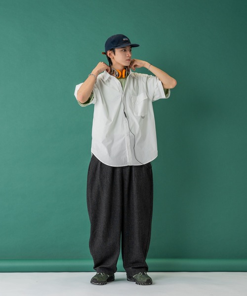 Adoon plain（アドーンプレーン）の「ステッチピスネームシャツ（シャツ/ブラウス・メンズ・オフホワイト/ブラック・MEDIUM/LARGE）」の10枚目の写真