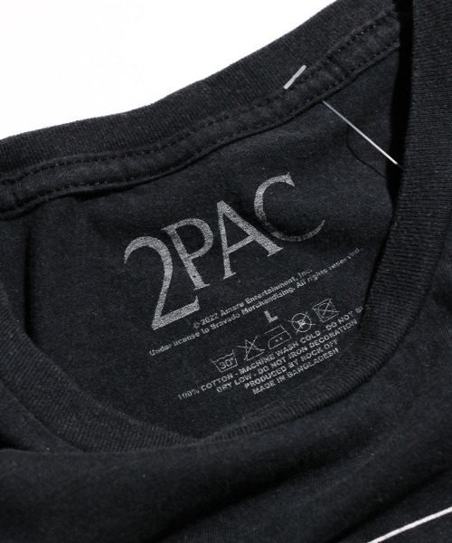 THRIFTY LOOK(スリフティールック)の「【THRIFTY LOOK スリフティールック】 THRIFTY "2PAC" TEE ユーズドライクTシャツ/ロック/バンドtシャツ/ヴィンテージ(Tシャツ/カットソー・メンズ・ブラック/ブラック系1/ホワイト・X-LARGE/LARGE)」の11枚目の写真