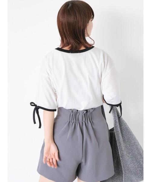 ehka sopo(エヘカソポ)の「タックハイウエストショートパンツ(その他パンツ・レディース・ベージュ/ブラック/モカ/グレー・F)」の8枚目の写真