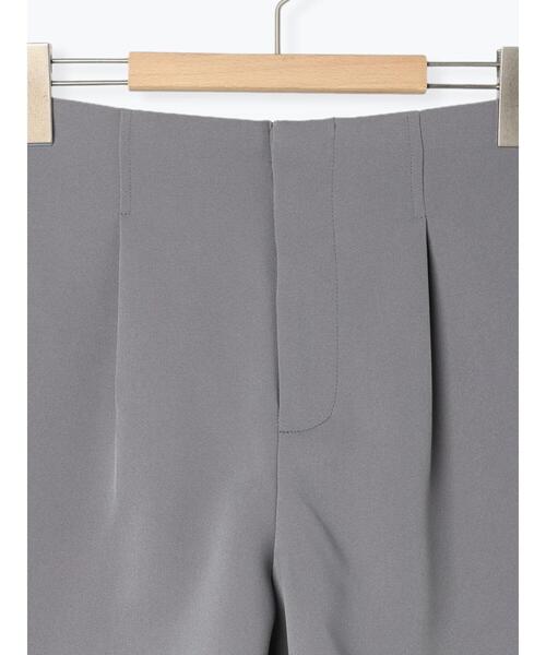 ehka sopo(エヘカソポ)の「タックハイウエストショートパンツ(その他パンツ・レディース・ベージュ/ブラック/モカ/グレー・F)」の14枚目の写真