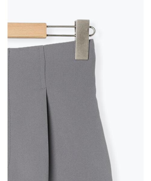 ehka sopo(エヘカソポ)の「タックハイウエストショートパンツ(その他パンツ・レディース・ベージュ/ブラック/モカ/グレー・F)」の15枚目の写真