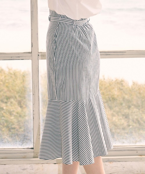 an another angelus(アンアナザーアンジェラス)の「ゴールドバックルベルト付きマーメイドスカート/ananotherangelus(スカート・レディース・グレー/ブラック×ホワイト・FREE)」の10枚目の写真