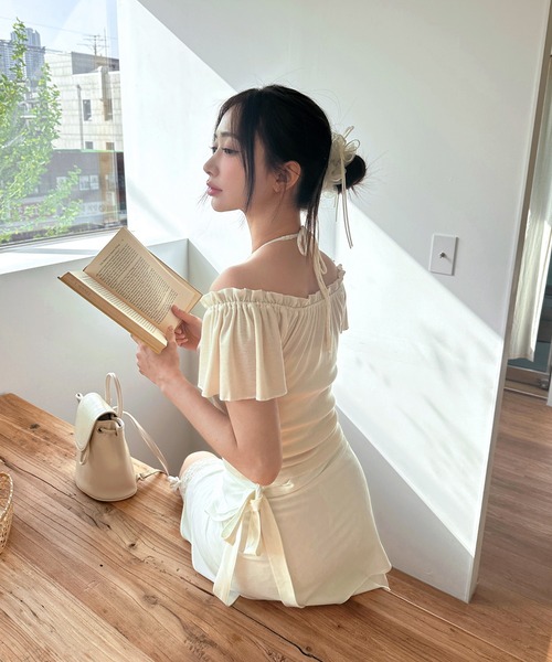 by muni:r(バイ ムニール)の「リボンフリルパフクロップドTシャツ(Tシャツ/カットソー・レディース・クリーム/ブラック・FREE)」の20枚目の写真