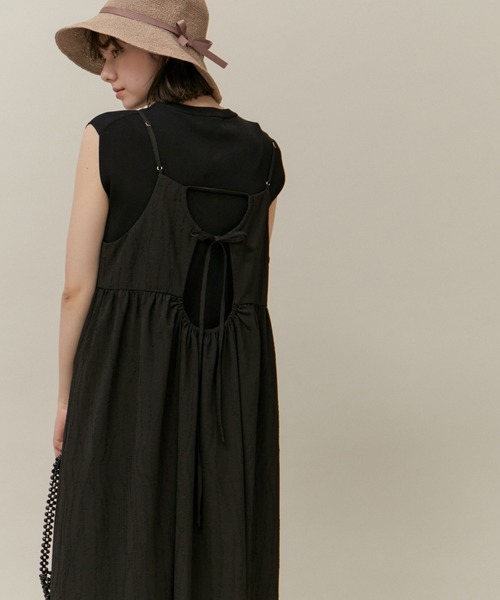 ROPE' PICNIC(ロペピクニック)の「バッグオープンキャミワンピース/リンクコーデ(ワンピース・レディース・ブラック/キナリ・38)」の1枚目の写真