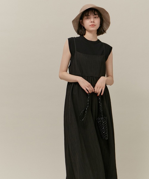 ROPE' PICNIC(ロペピクニック)の「バッグオープンキャミワンピース/リンクコーデ(ワンピース・レディース・ブラック/キナリ・38)」の9枚目の写真