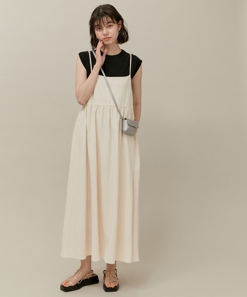 ROPE' PICNIC(ロペピクニック)の「バッグオープンキャミワンピース/リンクコーデ(ワンピース・レディース・ブラック/キナリ・38)」の12枚目の写真