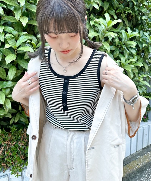 DOUBLE NAME(ダブルネーム)の「前後2WAYラメボーダータンクトップ(タンクトップ・レディース・ピンク/パープル/ブルー/カーキ/ブラック・FREE)」の12枚目の写真