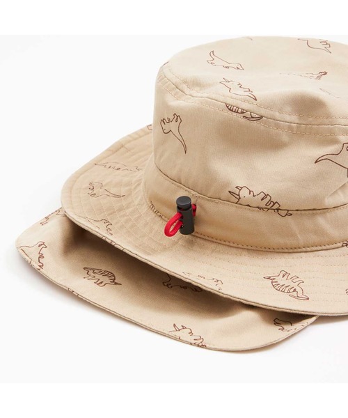 KP DECO(ケーピーデコ)の「恐竜柄の日よけ付き帽子(S~L)(ハット・キッズ・ベージュ/ネイビー・SMALL/LARGE/MEDIUM)」の3枚目の写真