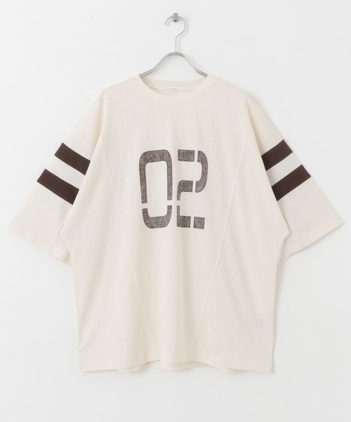 KBF(ケイビーエフ)の「ルーズナンバリングTEE(Tシャツ/カットソー・レディース・チャコールグレー/アイボリー/ボルドー・ONE)」の8枚目の写真