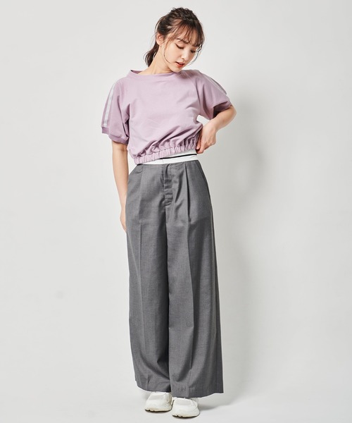 31 Sons de mode（トランテアン　ソン　ドゥ　モード）の「ライン入りクロップドスウェット（スウェット・レディース・ラベンダー/ベージュ/チャコールグレー・フリー）」の17枚目の写真