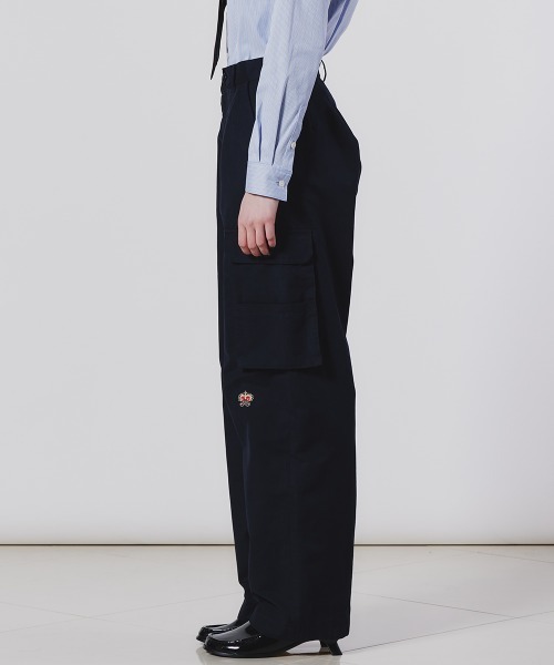 DOUBLE STANDARD CLOTHING(ダブルスタンダードクロージング)の「ワイドカーゴパンツ(カーゴパンツ・レディース・カーキ/ネイビー・36/38)」の4枚目の写真