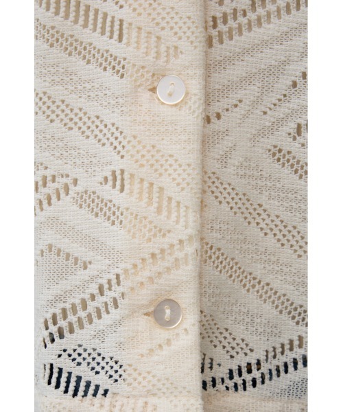 AZUL by moussy(アズールバイマウジー)の「ハーフスリーブクロップドレースシャツ(シャツ/ブラウス・レディース・ダークブラウン/ブラック/アイボリー・FREE)」の13枚目の写真