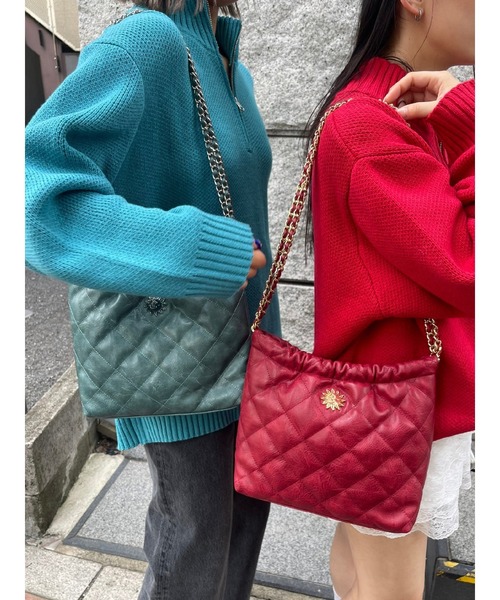 EVRIS（エヴリス）の「SUNNYハーフジップニットトップス（ニット/セーター・レディース・ブラック/ネイビー/ベージュ/レッド/ブルー/その他1・FREE）」の20枚目の写真