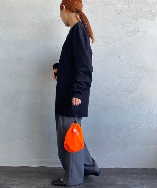 HANES（ヘインズ）の「[HANES/ヘインズ] BEEFY ロングスリーブパックTシャツ（Tシャツ/カットソー・レディース・ホワイト/ブラック/ダークグレー・M/L/XL/S）」の12枚目の写真