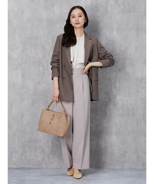 Perfect Suit FActory（パーフェクトスーツファクトリー）の「【UVカット/防しわ】パウダーストレッチ　ケープブラウス　オフホワイト/ベージュ（シャツ/ブラウス・レディース・ベージュ/オフホワイト・S/L/M）」の11枚目の写真