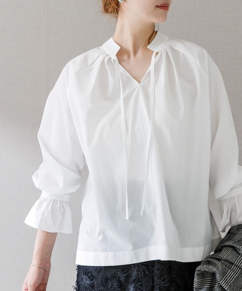 URBAN RESEARCH ROSSO WOMEN（アーバンリサーチ　ロッソ）の「2WAYボリュームシャツブラウス（シャツ/ブラウス・レディース・オフホワイト/チャコールグレー/オレンジ・FREE）」の10枚目の写真