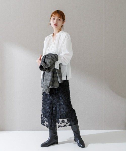 URBAN RESEARCH ROSSO WOMEN（アーバンリサーチ　ロッソ）の「2WAYボリュームシャツブラウス（シャツ/ブラウス・レディース・オフホワイト/チャコールグレー/オレンジ・FREE）」の15枚目の写真