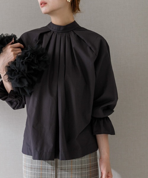 URBAN RESEARCH ROSSO WOMEN（アーバンリサーチ　ロッソ）の「2WAYボリュームシャツブラウス（シャツ/ブラウス・レディース・オフホワイト/チャコールグレー/オレンジ・FREE）」の22枚目の写真