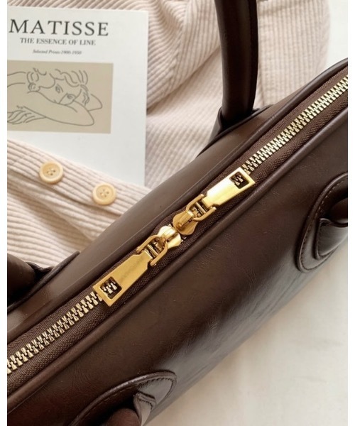 SALTMINT（ソルトミント）の「★☆即売切！大人気商品が待望の再入荷☆★《横長バッグ》クラシカルレトロショルダーバッグ（ショルダーバッグ・レディース・ブラック/ダークオリーブ/ライトブラウン/ブラウン/ダークブラウン・ONE SIZE）」の20枚目の写真