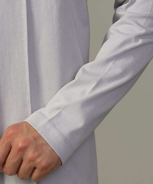 a.v.v（アーヴェヴェ）の「【ジャケイン可】ピンタックセミワイドシルエット クルーネックTシャツ（Tシャツ/カットソー・メンズ・ホワイト/ライトグレー/ブラック・46/50/48/44）」の8枚目の写真