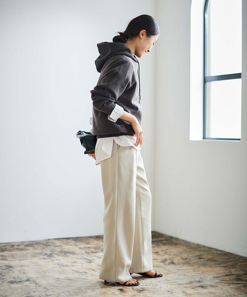 le.coeur blanc(ルクールブラン)の「ジャガードニットパーカー(ニット/セーター・レディース・キャメル/ダークグレー/アイボリー・38)」の11枚目の写真