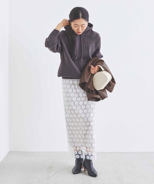 le.coeur blanc(ルクールブラン)の「ジャガードニットパーカー(ニット/セーター・レディース・キャメル/ダークグレー/アイボリー・38)」の14枚目の写真