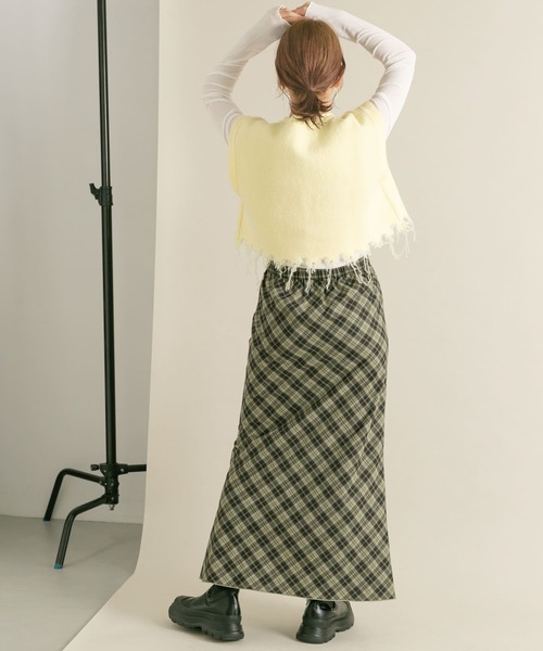 KBF(ケイビーエフ)の「シアーメロートップス(Tシャツ/カットソー・レディース・ブラウン/オフホワイト/ブルー系その他/レッド系その他・ONE)」の13枚目の写真