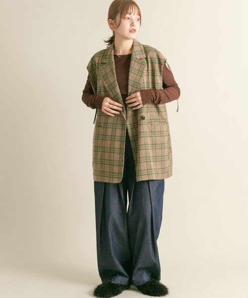 KBF(ケイビーエフ)の「シアーメロートップス(Tシャツ/カットソー・レディース・ブラウン/オフホワイト/ブルー系その他/レッド系その他・ONE)」の19枚目の写真