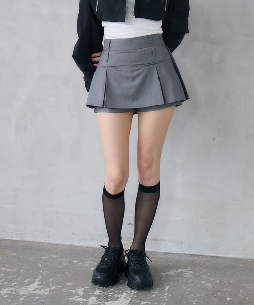 ENVYM(アンビー)の「バックプリーツレイヤードスカート(スカート・レディース・ブラック/グレー・SMALL/MEDIUM)」の1枚目の写真