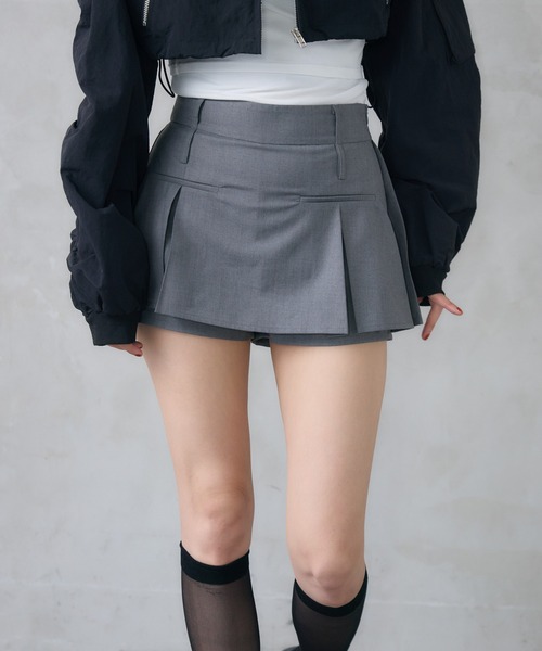 ENVYM(アンビー)の「バックプリーツレイヤードスカート(スカート・レディース・ブラック/グレー・SMALL/MEDIUM)」の22枚目の写真