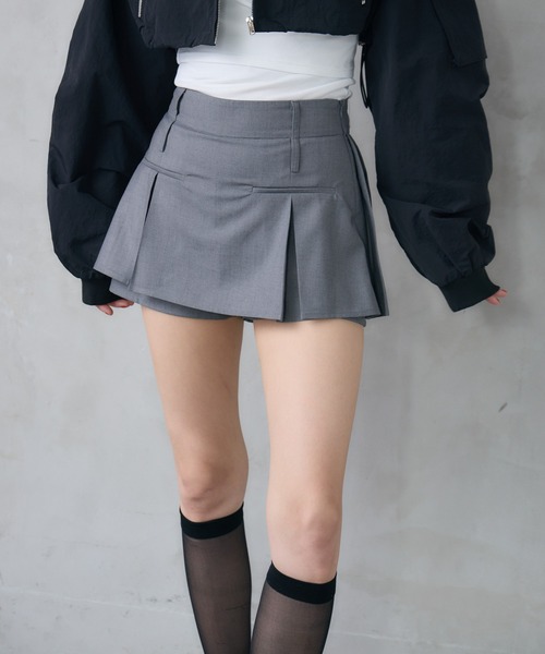 ENVYM(アンビー)の「バックプリーツレイヤードスカート(スカート・レディース・ブラック/グレー・SMALL/MEDIUM)」の20枚目の写真