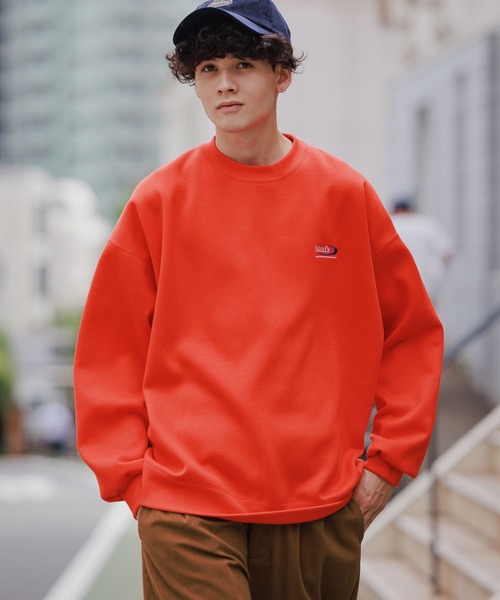 niko and...（ニコアンド）の「ワンポイント裏起毛クルーネックプルオーバー（スウェット・メンズ・ブラック/オフホワイト/ブルー/オレンジ/グリーン・MEDIUM/BIG(L)）」の5枚目の写真