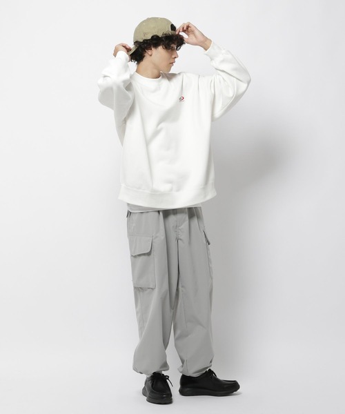 niko and...（ニコアンド）の「ワンポイント裏起毛クルーネックプルオーバー（スウェット・メンズ・ブラック/オフホワイト/ブルー/オレンジ/グリーン・MEDIUM/BIG(L)）」の22枚目の写真