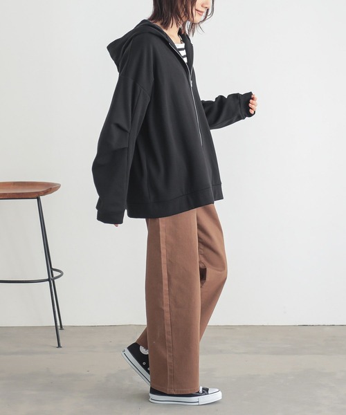 n'OrLABEL（ノアールレーベル）の「『裏シャギー袖ボリュームパーカー』（パーカー・レディース・ライトベージュ/チャコールグレー/ブラック/ネイビー・FREE）」の16枚目の写真