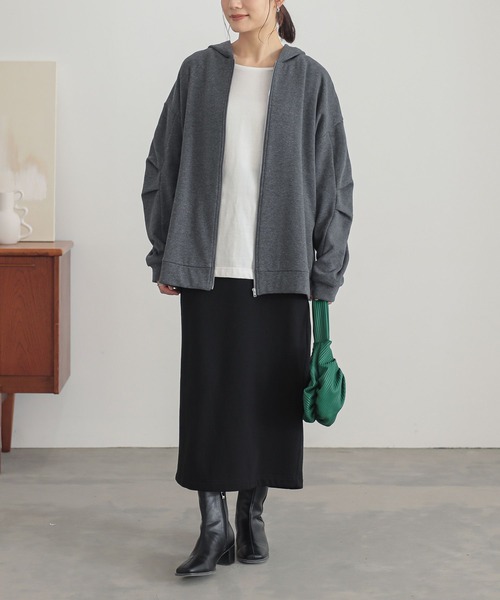 n'OrLABEL（ノアールレーベル）の「『裏シャギー袖ボリュームパーカー』（パーカー・レディース・ライトベージュ/チャコールグレー/ブラック/ネイビー・FREE）」の20枚目の写真