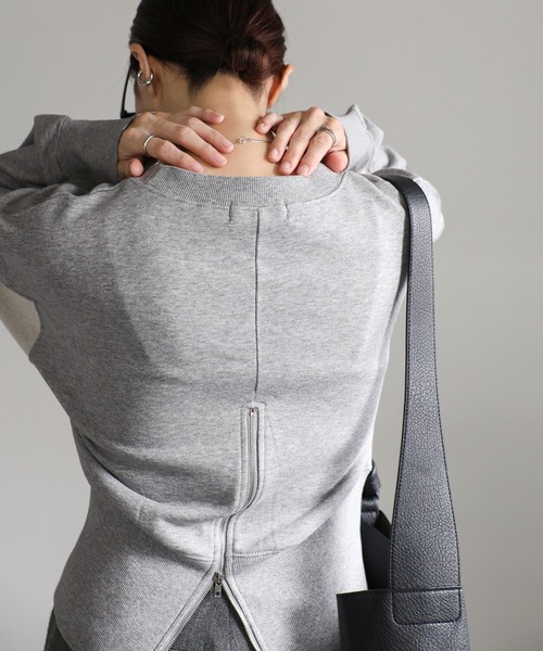 select MOCA(セレクトモカ)の「バックジップオープントップス(スウェット・レディース・スミクロ/オートミール/グレー・FREE)」の20枚目の写真