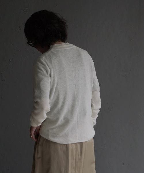 apartment department(アパートメントデパートメント)の「キッドモヘア タートルネックプルオーバー(ニット/セーター・レディース・ブラウン/オフホワイト/ブラック・フリー)」の6枚目の写真