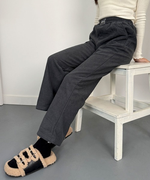 VIVID LADY(ビビッドレディー)の「裏起毛ワイドパンツ 秋冬 あったかパンツ(スウェットパンツ・レディース・ベージュ/ブラック/チャコールグレー・MEDIUM/X-LARGE/LARGE)」の22枚目の写真