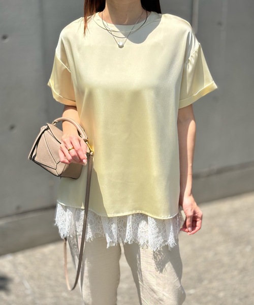 Emma Taylor(エマテイラー)の「バックジップサテンTブラウス(シャツ/ブラウス・レディース・オフホワイト/チャコールグレー/ブラック/ベージュ/ベージュ系2/イエロー・FREE)」の6枚目の写真