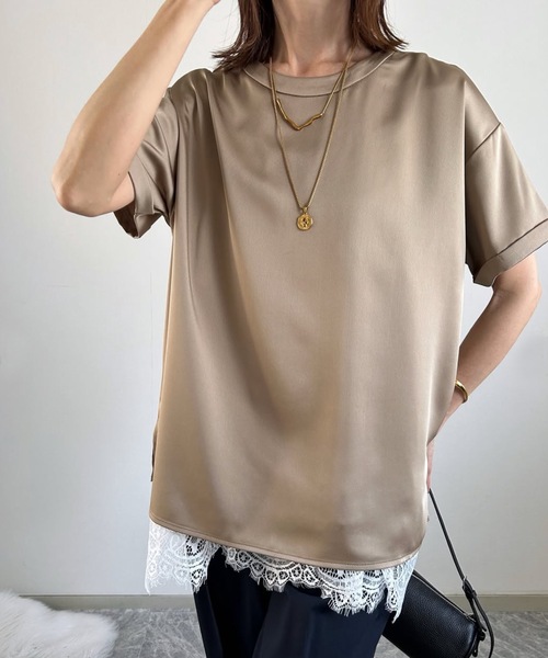 Emma Taylor(エマテイラー)の「バックジップサテンTブラウス(シャツ/ブラウス・レディース・オフホワイト/チャコールグレー/ブラック/ベージュ/ベージュ系2/イエロー・FREE)」の16枚目の写真